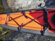 Hier erkennt man die Führung des Lochseiles durch die Karabiner und auch warum diese aus V4A sein sollten.